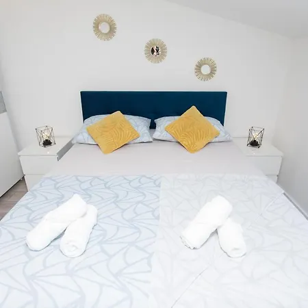 Apartment Gold Podstrana Exterior photo